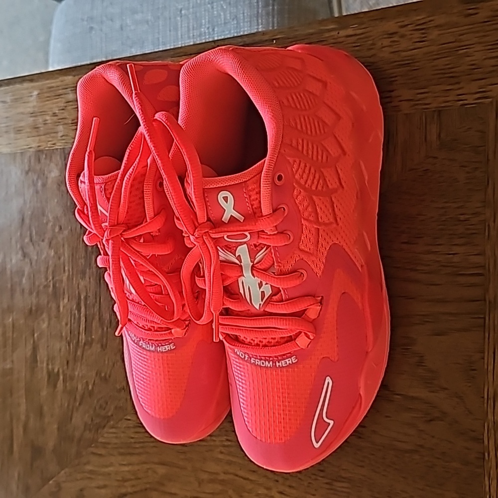 Puma MELO court shoe